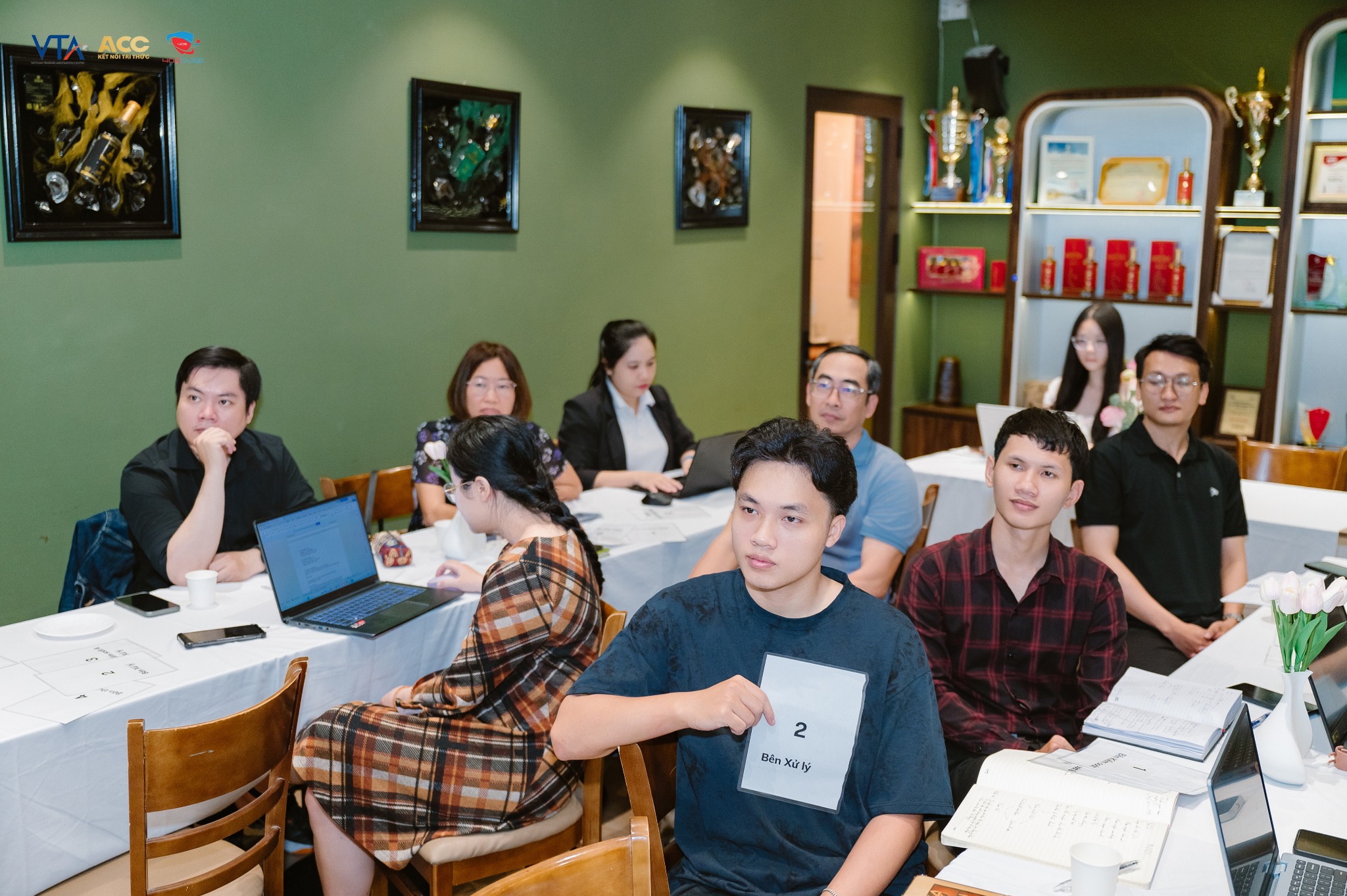 Học viên tham gia hoạt động trên lớp
